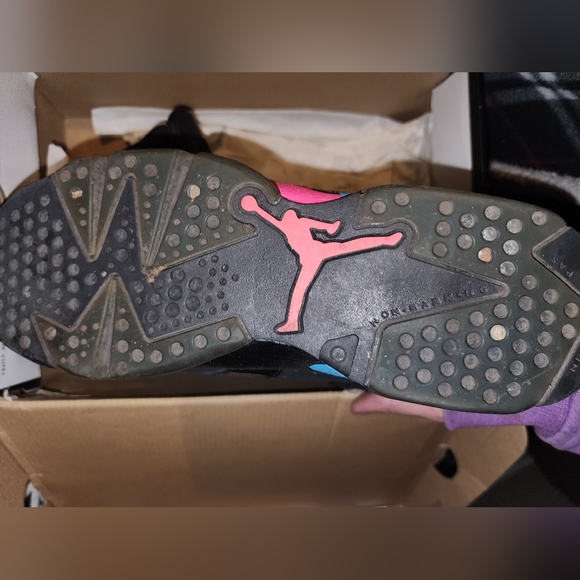 jordans - Picture 4 of 4